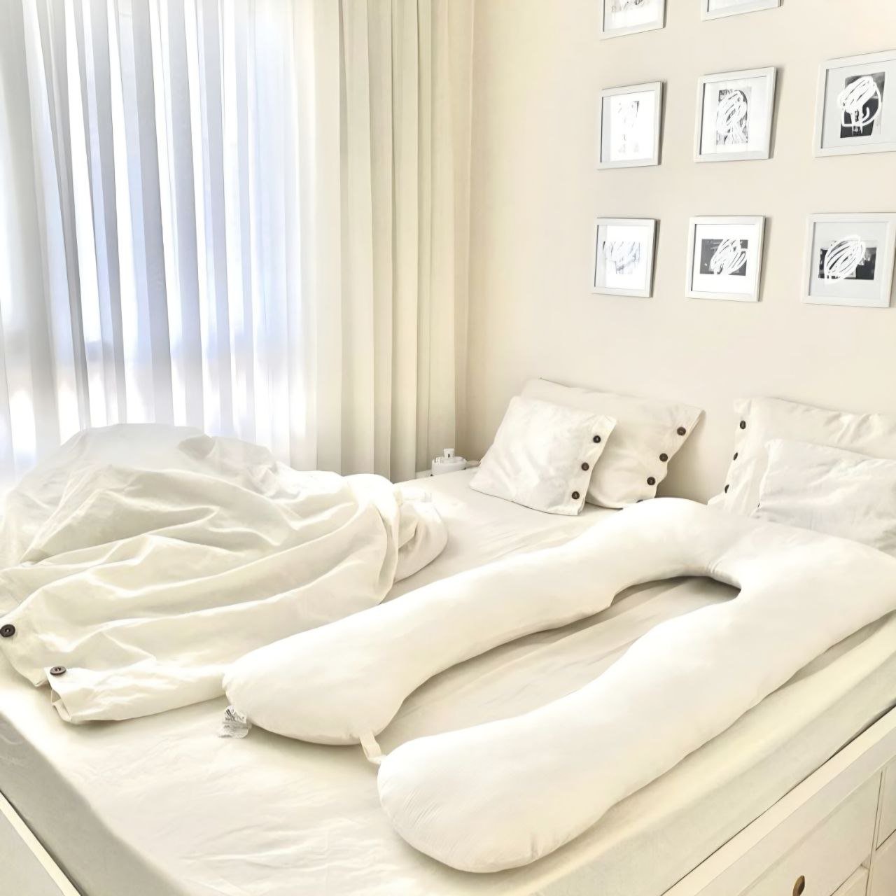 “The best gift a pregnant woman can give herself is buying this pillow.”